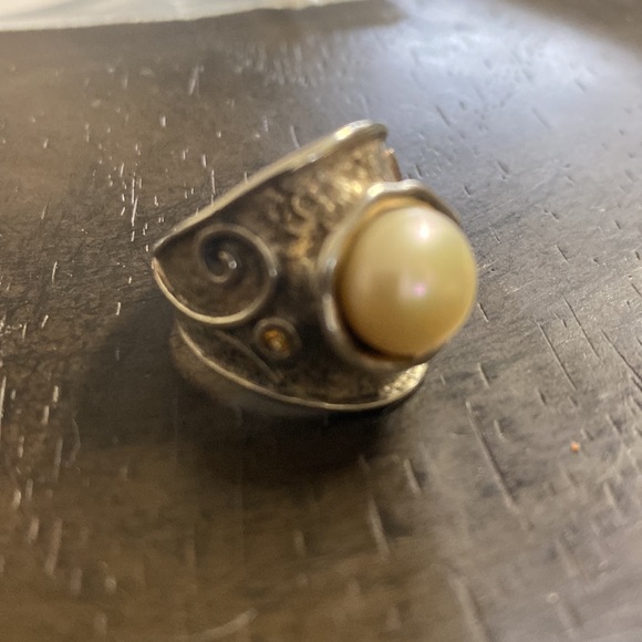 Pearl Sterling Silver Made in Israel Ring size 7 ring - Picture 3 of 4